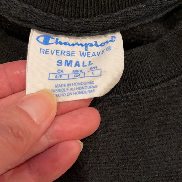 Champion Reverse Weave Navy Crewneck Pullover Sweatshirt Spellout Fuzzy-Small - Picture 7 of 8